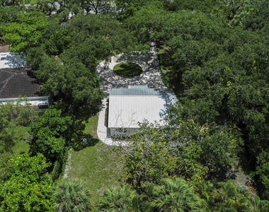 2101 Riverland Road - Photo Thumbnail 32
