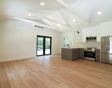 2101 Riverland Road - Photo Thumbnail 14