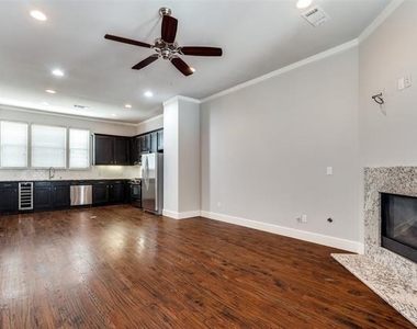4323 Dickason Avenue - Photo Thumbnail 3
