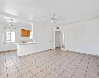 3903 N 12th Street - Photo Thumbnail 2