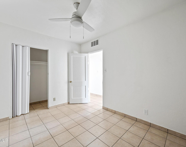 3903 N 12th Street - Photo Thumbnail 11