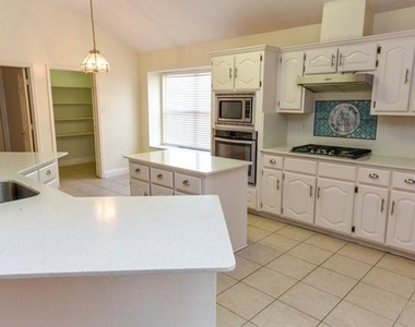 3719 Trailridge Drive - Photo Thumbnail 1