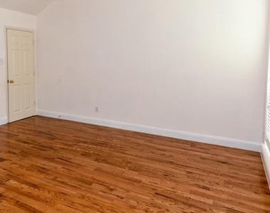 3719 Trailridge Drive - Photo Thumbnail 4