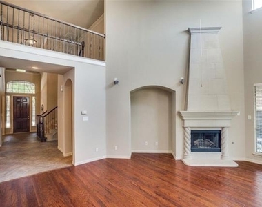 1905 Marshall Drive - Photo Thumbnail 4