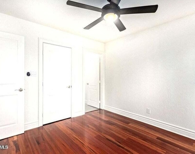1530 S River Drive - Photo Thumbnail 19