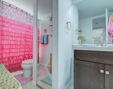 2903 Sw 11th Place N - Photo Thumbnail 11