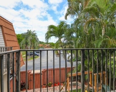 2903 Sw 11th Place N - Photo Thumbnail 16