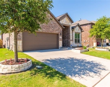 638 Brook Drive - Photo Thumbnail 1