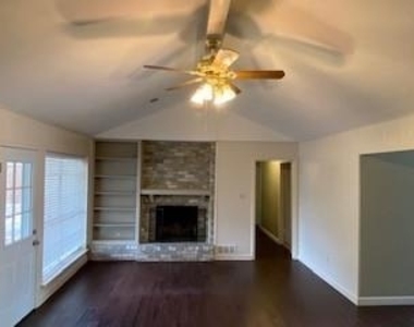 7405 Alto Caro Drive - Photo Thumbnail 1