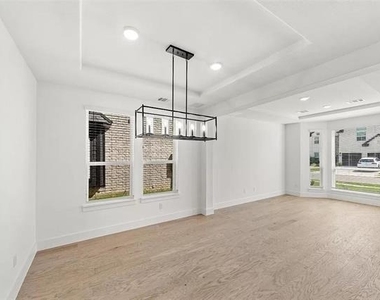 5501 Pooley Lane - Photo Thumbnail 2