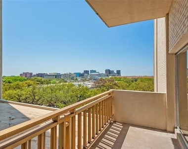 6211 W Northwest Highway - Photo Thumbnail 21