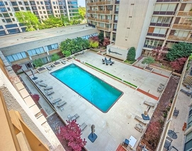 6211 W Northwest Highway - Photo Thumbnail 20