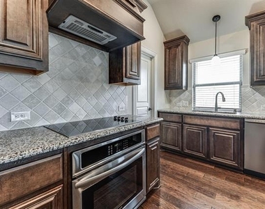 4822 Windfern Way - Photo Thumbnail 7