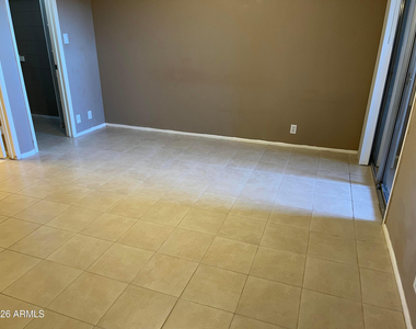 501 W Yukon Drive - Photo Thumbnail 17