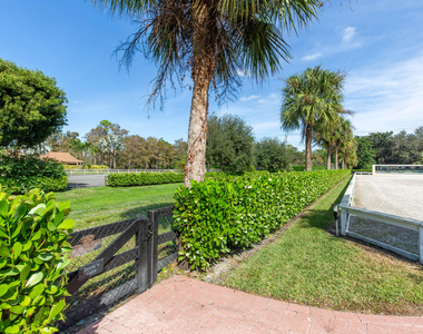 14943 Paddock Drive - Photo Thumbnail 6