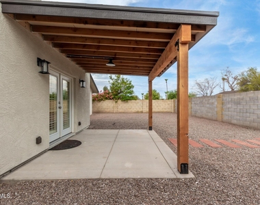 1628 E Del Rio Drive - Photo Thumbnail 26
