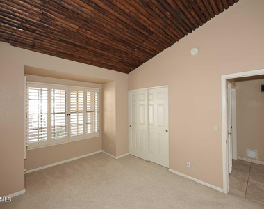 9969 E Bayview Drive - Photo Thumbnail 7