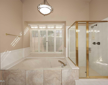 9969 E Bayview Drive - Photo Thumbnail 10
