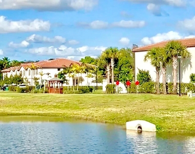 3016 King Palm Way - Photo Thumbnail 4