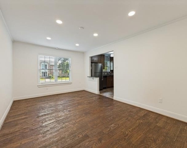 5818 E University Boulevard - Photo Thumbnail 10