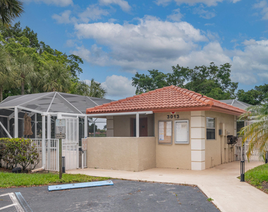 3031 Holiday Springs Boulevard - Photo Thumbnail 22