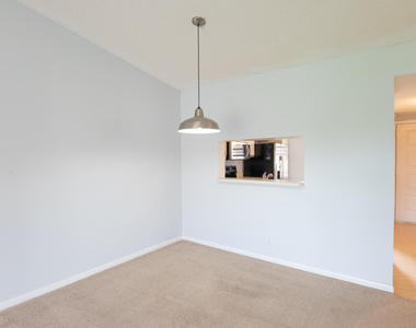 3031 Holiday Springs Boulevard - Photo Thumbnail 14