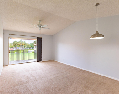3031 Holiday Springs Boulevard - Photo Thumbnail 10
