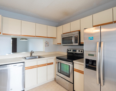 3031 Holiday Springs Boulevard - Photo Thumbnail 3