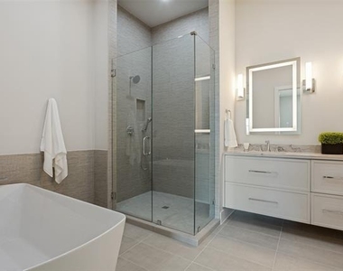 49 Arta Drive - Photo Thumbnail 8