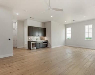 49 Arta Drive - Photo Thumbnail 8