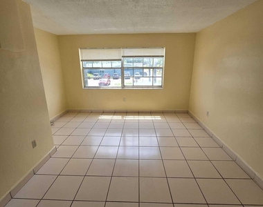 13695 Ne 3rd Court - Photo Thumbnail 11