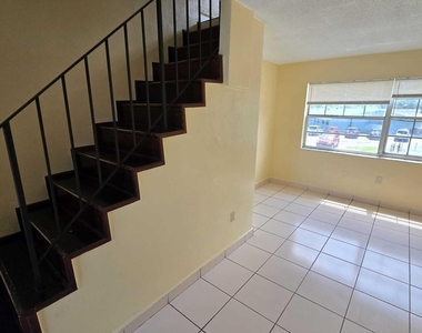 13695 Ne 3rd Court - Photo Thumbnail 8