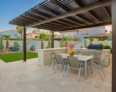 4655 E Monte Way - Photo Thumbnail 58