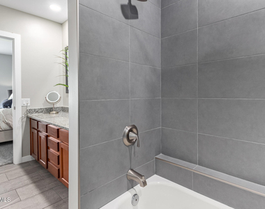 4655 E Monte Way - Photo Thumbnail 45