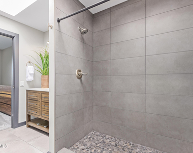 4655 E Monte Way - Photo Thumbnail 37
