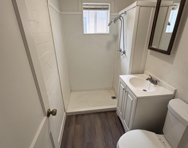 2926 W Granada Road - Photo Thumbnail 4