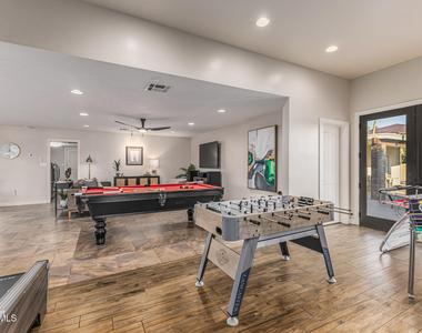 5821 E Cactus Road - Photo Thumbnail 16