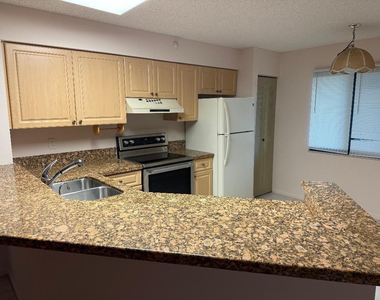 2205 S Cypress Bend Drive - Photo Thumbnail 2