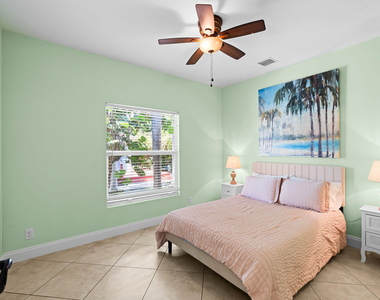 255 Ne 12th Street - Photo Thumbnail 33