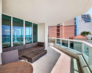 101 S Fort Lauderdale Beach Boulevard - Photo Thumbnail 8
