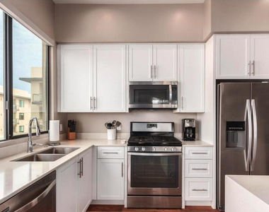 7300 E Earll Drive - Photo Thumbnail 8