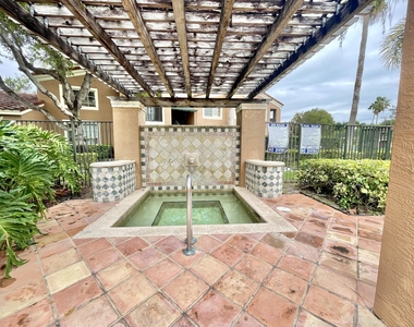 4856 N State Rd 7 - Photo Thumbnail 12