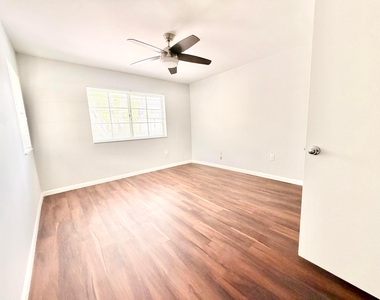 4856 N State Rd 7 - Photo Thumbnail 28