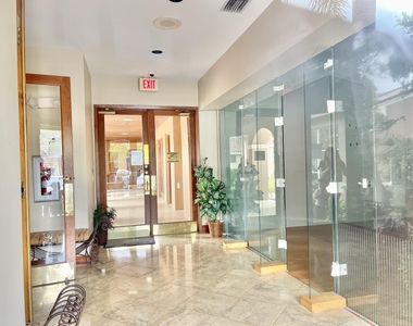 4856 N State Rd 7 - Photo Thumbnail 1