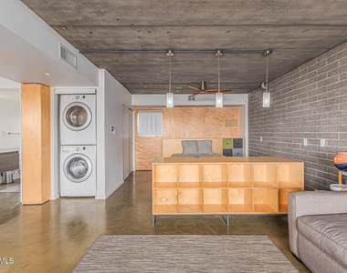 7601 E 2nd Street - Photo Thumbnail 6