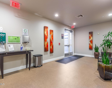 2211 E Camelback Road - Photo Thumbnail 35