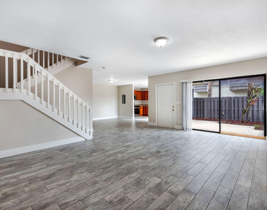 1755 N Congress Avenue - Photo Thumbnail 6