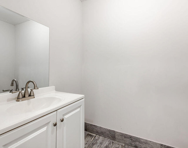 1755 N Congress Avenue - Photo Thumbnail 13