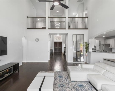 3217 Austin Bayou Trail - Photo Thumbnail 10