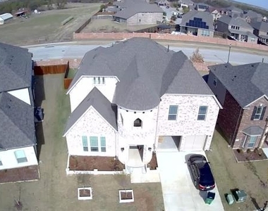 3217 Austin Bayou Trail - Photo Thumbnail 5